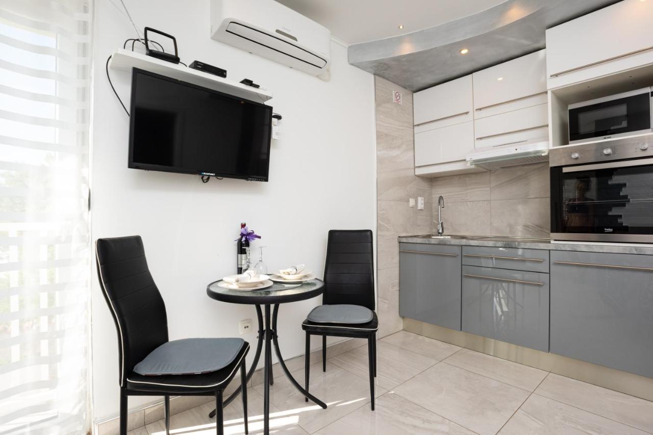 Apartments Viky 克拉列维察 外观 照片
